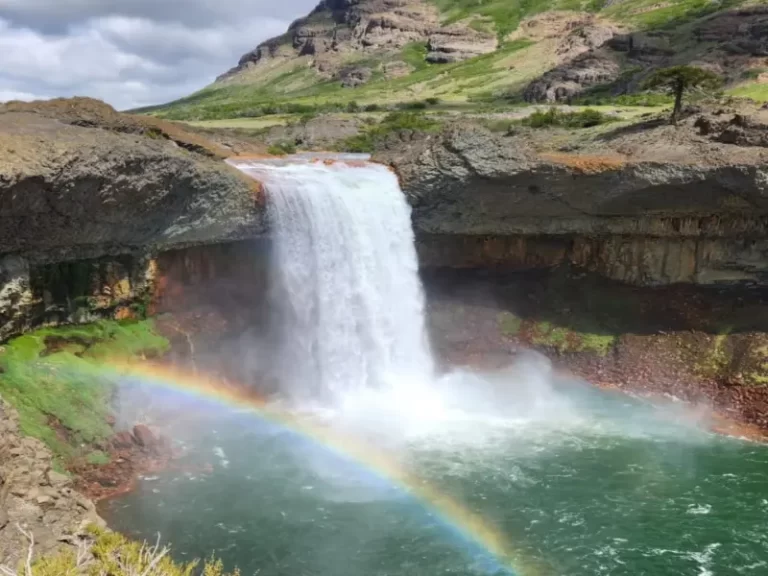 Foto apaisada de Cascada Salto del Agrio